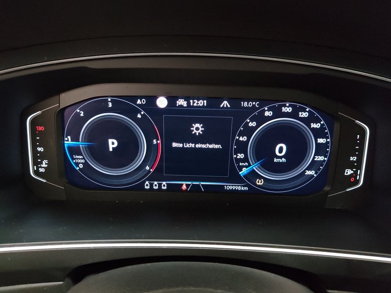 Volkswagen Tiguan 2.0 TDI automatik Active • HUD • Full LED — 22