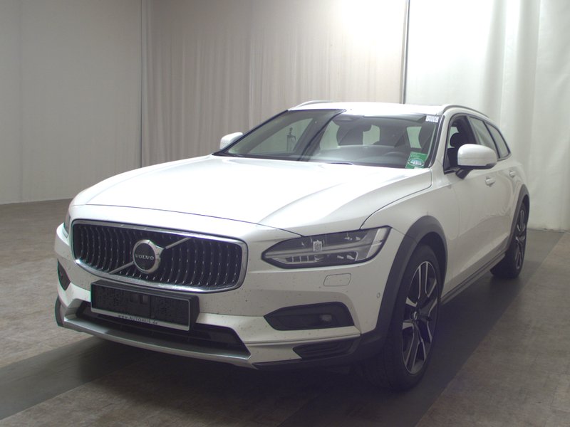 Volvo V90 CC B5 AWD Ultimate automatik • ACC • AHK — 2