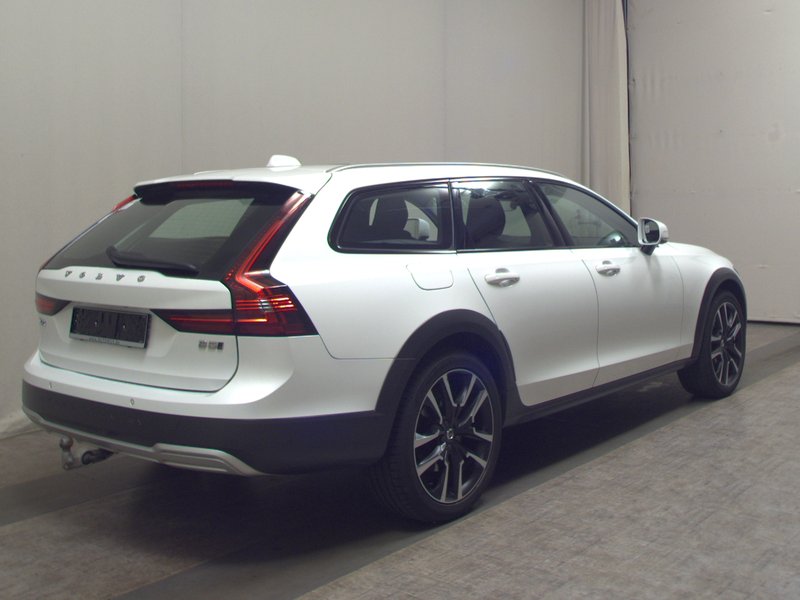Volvo V90 CC B5 AWD Ultimate automatik • ACC • AHK — 4