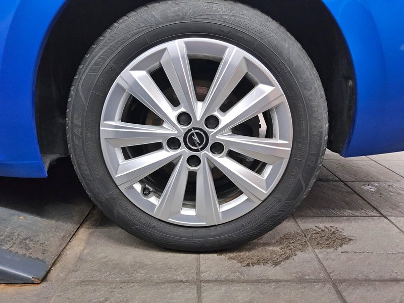 Opel Astra ST 1.5 D automatik Edition • 360° kamera • LED — 11