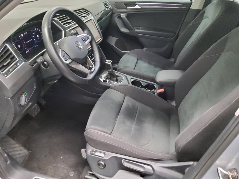 Volkswagen Tiguan 2.0 TDI automatik Life • ACC • 360° kamera — 9