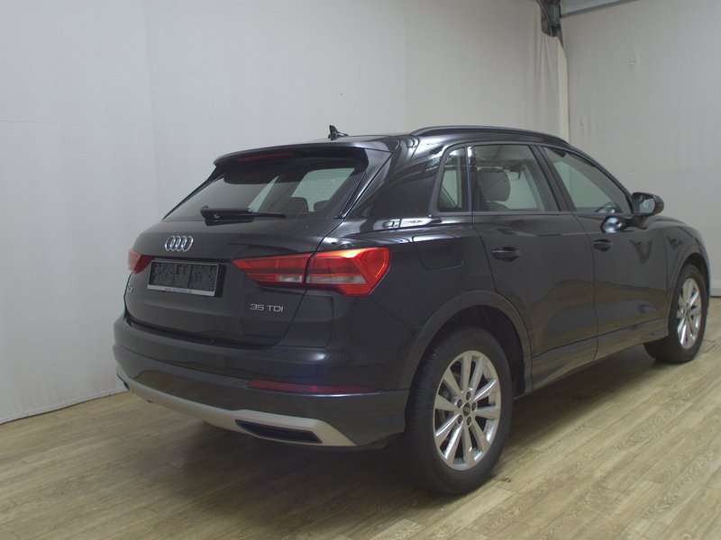 Audi Q3 35 TDI automatik advanced • Full LED • koža — 4