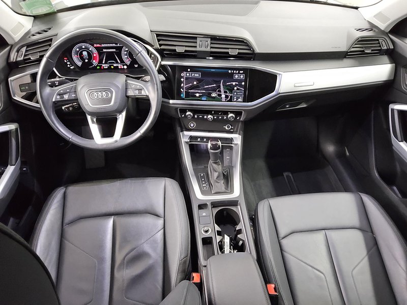 Audi Q3 35 TDI automatik advanced • Full LED • koža — 5