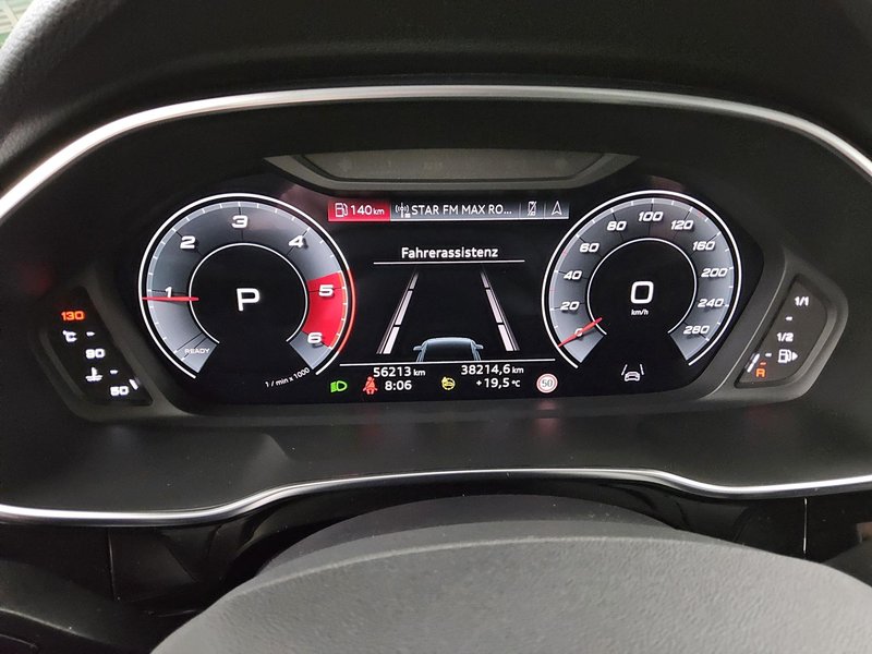 Audi Q3 35 TDI automatik advanced • Full LED • koža — 8
