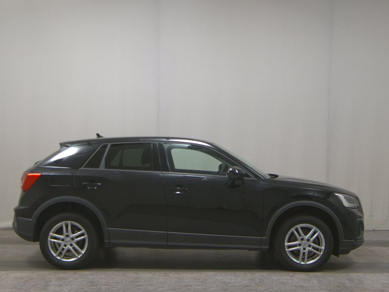Audi Q2 2.0 TDI • ACC • električna peta vrata