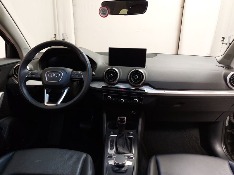 Audi Q2 2.0 TDI • ACC • električna peta vrata — 16