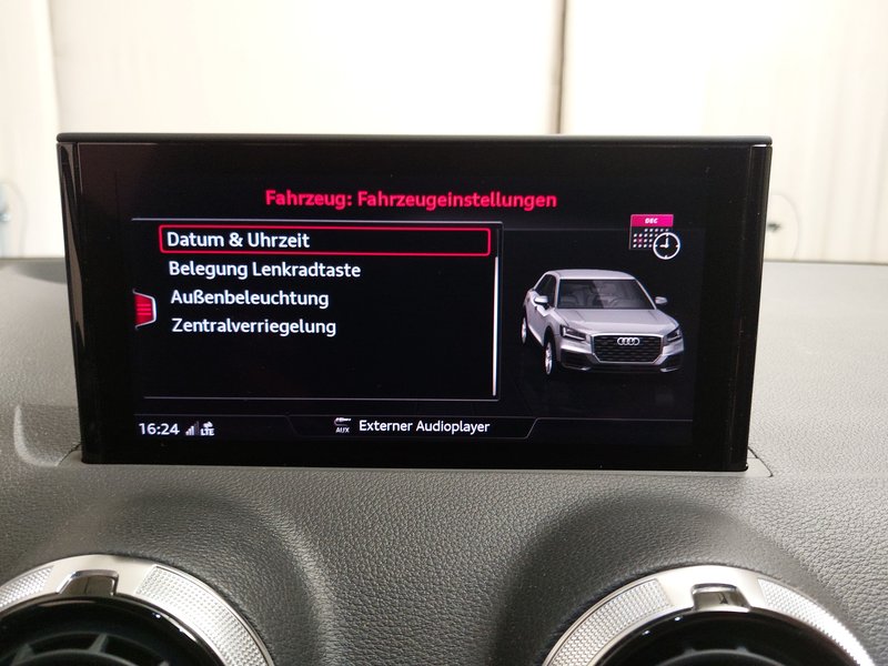 Audi Q2 2.0 TDI • ACC • električna peta vrata — 19