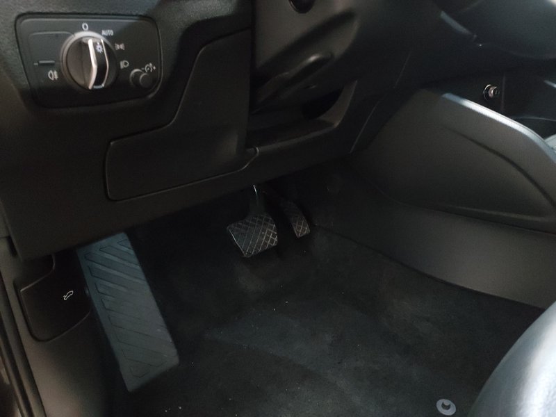 Audi Q2 2.0 TDI • ACC • električna peta vrata — 7