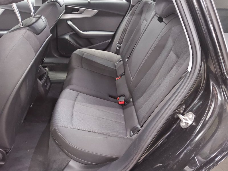 Audi A4 Avant 40 TDI automatik • ACC • LED — 13