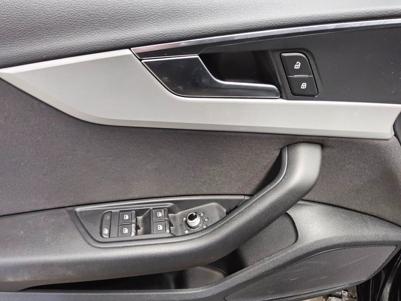 Audi A4 Avant 40 TDI automatik • ACC • LED — 9