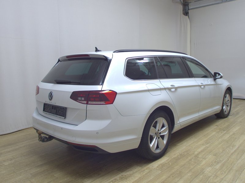 Volkswagen Passat Variant 2.0 TDI automatik Business • bežično punjenje • ACC — 4