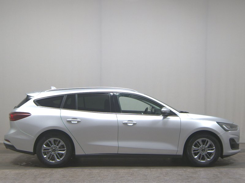 Ford Focus Turnier 1.5 EcoBlue automatik Titanium X • LED • navi
