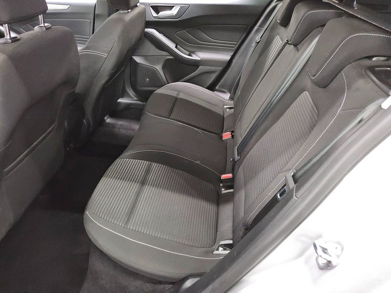 Ford Focus Turnier 1.5 EcoBlue automatik Titanium X • LED • navi — 13