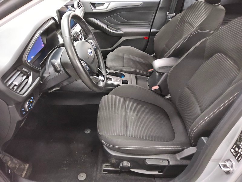 Ford Focus Turnier 1.5 EcoBlue automatik Titanium X • LED • navi — 9