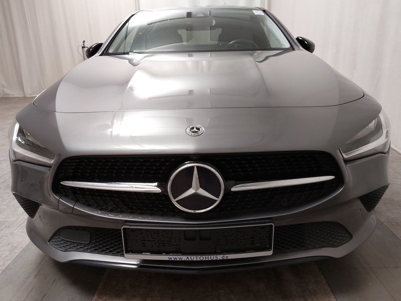 Mercedes-Benz CLA 220 d automatik Progressive • 360° kamera — 9