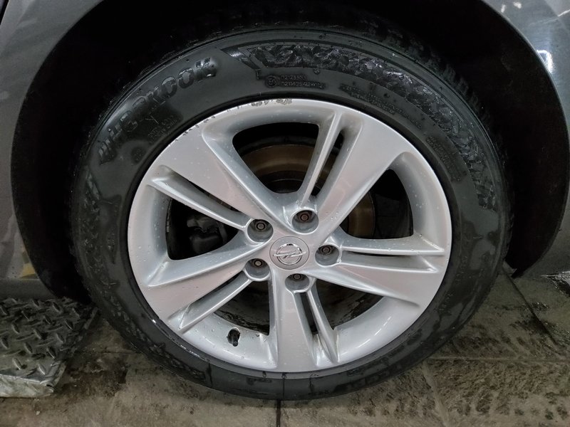 Opel Insignia ST 2.0 D Elegance • AHK • Full LED — 10