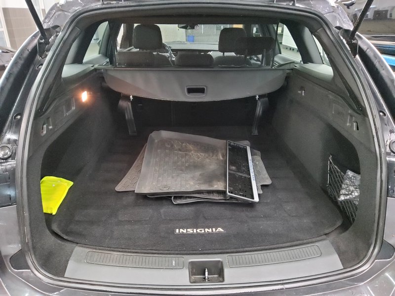 Opel Insignia ST 2.0 D Elegance • AHK • Full LED — 11