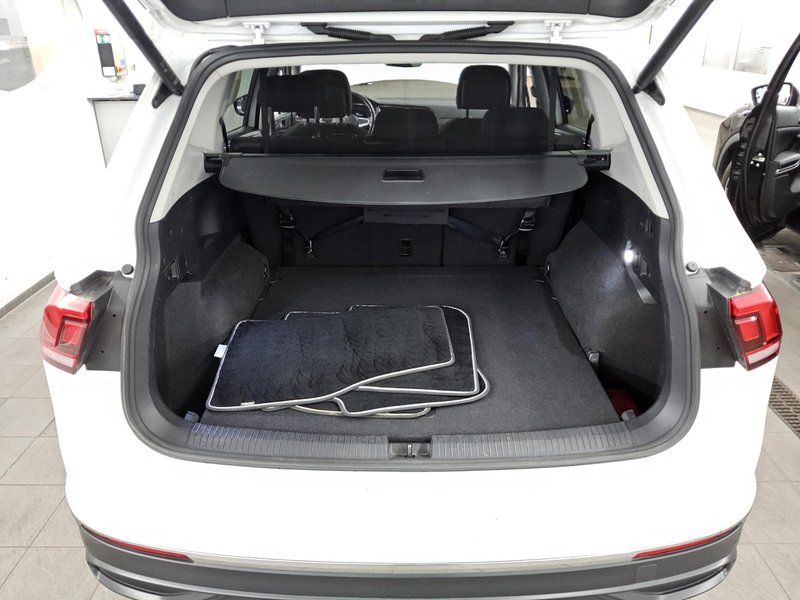 Volkswagen Tiguan Allspace 2.0 TDI automatik Life • HUD • bežično punjenje — 12