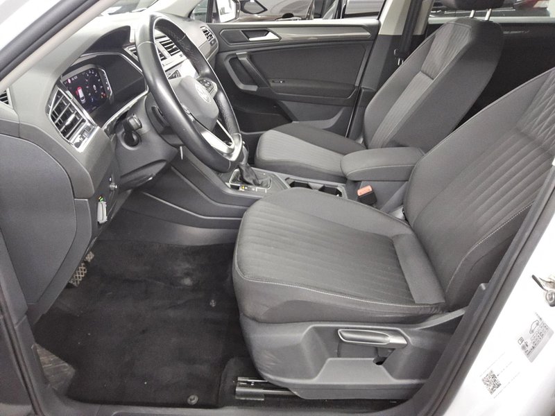 Volkswagen Tiguan Allspace 2.0 TDI automatik Life • HUD • bežično punjenje — 9
