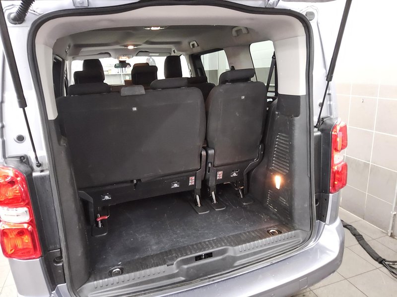 Citroën SpaceTourer 2.0 BlueHDi M Business automatik • AHK — 11
