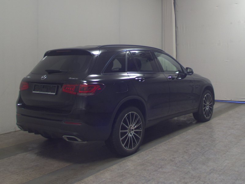 Mercedes-Benz GLC 300 e 4MATIC automatik AMG Line • LED — 4