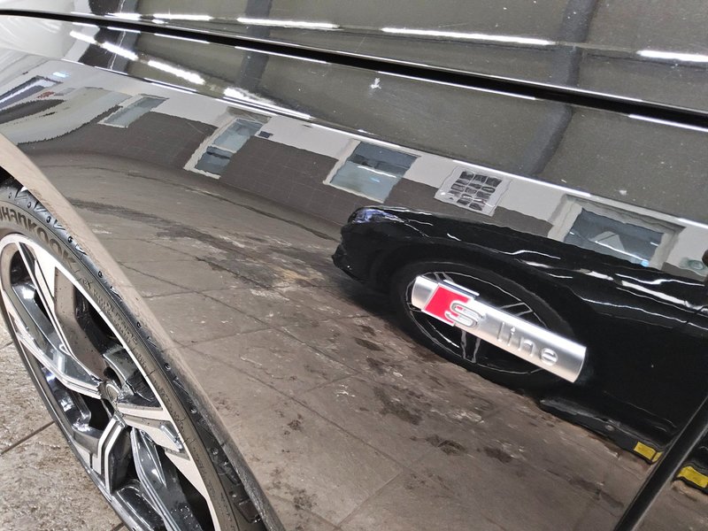Audi A4 Avant 35 TDI automatik S line • ACC • Full LED — 12