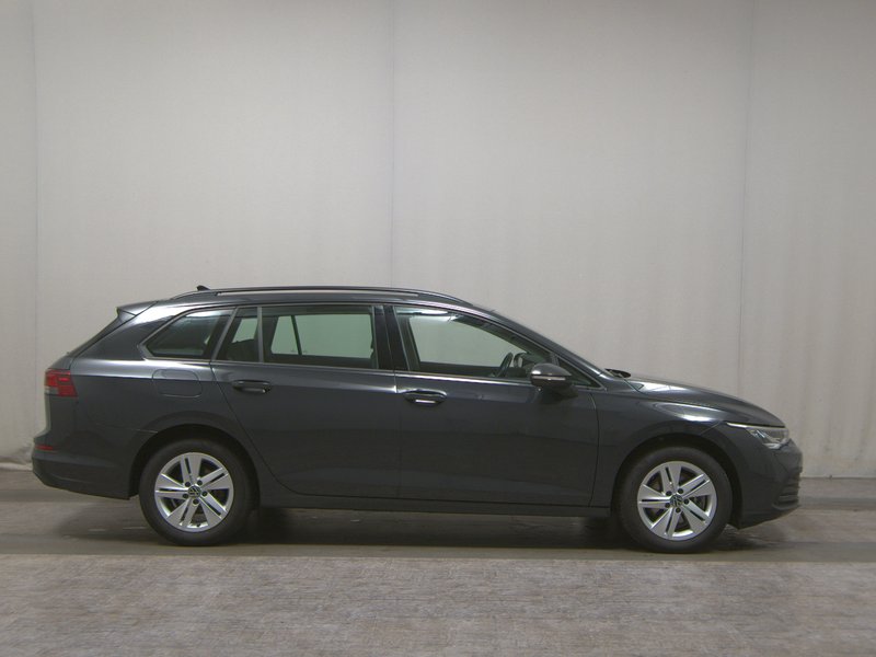 Volkswagen Golf Variant 2.0 TDI Life • ACC • LED
