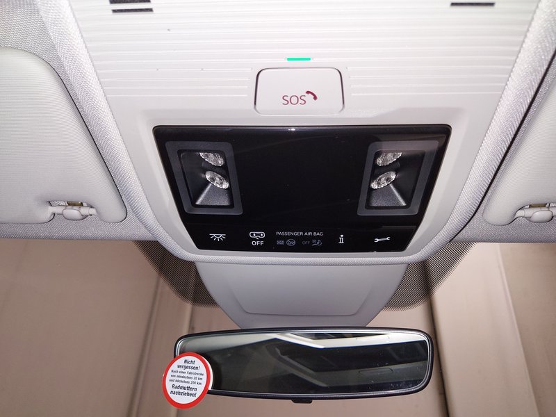Volkswagen Golf Variant 2.0 TDI Life • ACC • LED — 13
