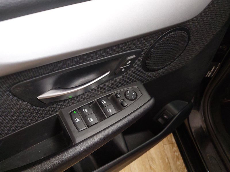 BMW 218d automatik Advantage — 5