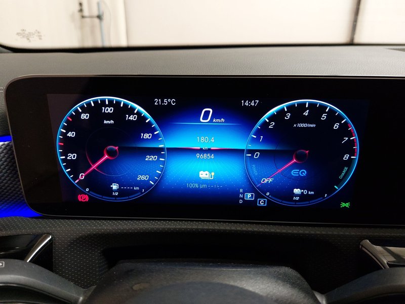 Mercedes-Benz CLA 250 e automatik Progressive • LED • djelomično koža — 17
