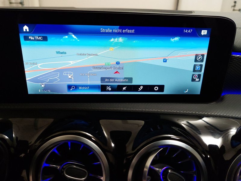 Mercedes-Benz CLA 250 e automatik Progressive • LED • djelomično koža — 18