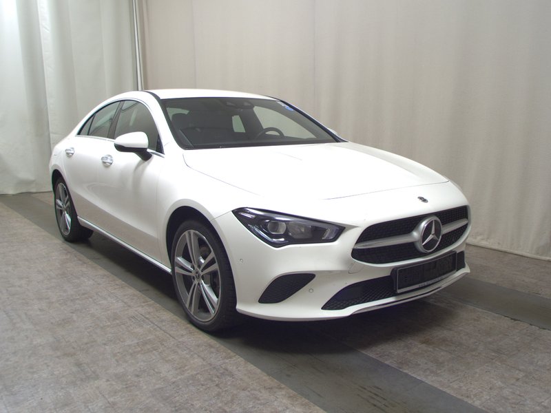Mercedes-Benz CLA 250 e automatik Progressive • LED • djelomično koža — 3