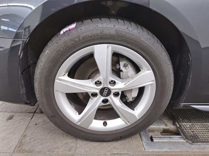 Audi A4 Avant 40 TDI quattro automatik advanced • ACC • kuka za vuču — 11