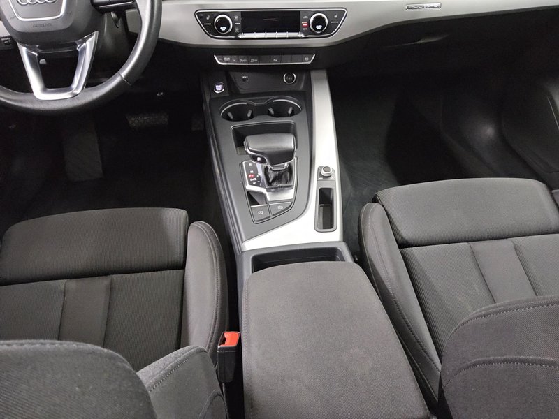 Audi A4 Avant 40 TDI quattro automatik advanced • ACC • kuka za vuču — 6
