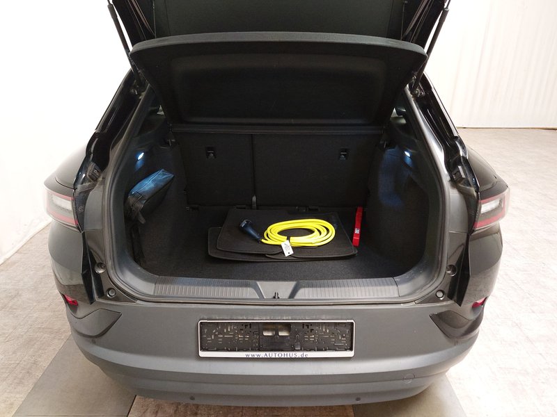 Volkswagen ID.4 Pure Performance • ACC • LED — 15