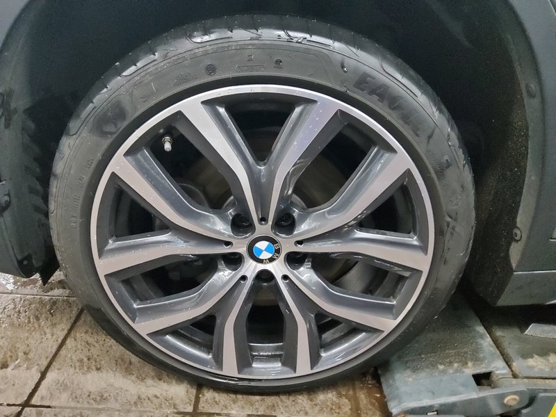 BMW X1 xDrive20d automatik Sport Line • panorama • HUD — 10