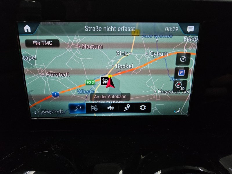 Mercedes-Benz GLB 200 d automatik Style • LED • digitalni instrumenti — 7