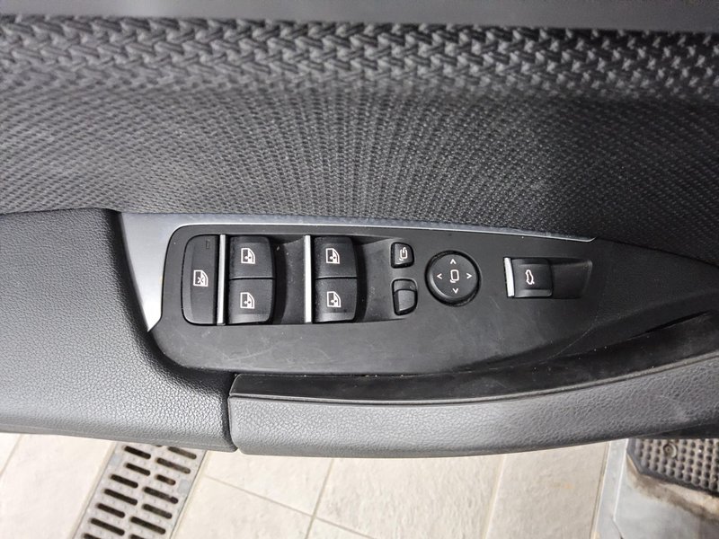 BMW X3 xDrive20i automatik Advantage • ACC • Full LED — 9