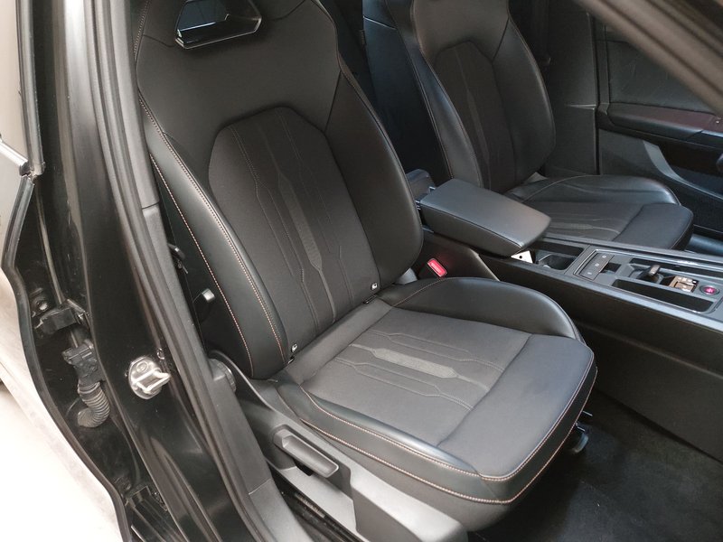 CUPRA Leon Sportstourer 2.0 TDI automatik • ACC • Full LED — 10