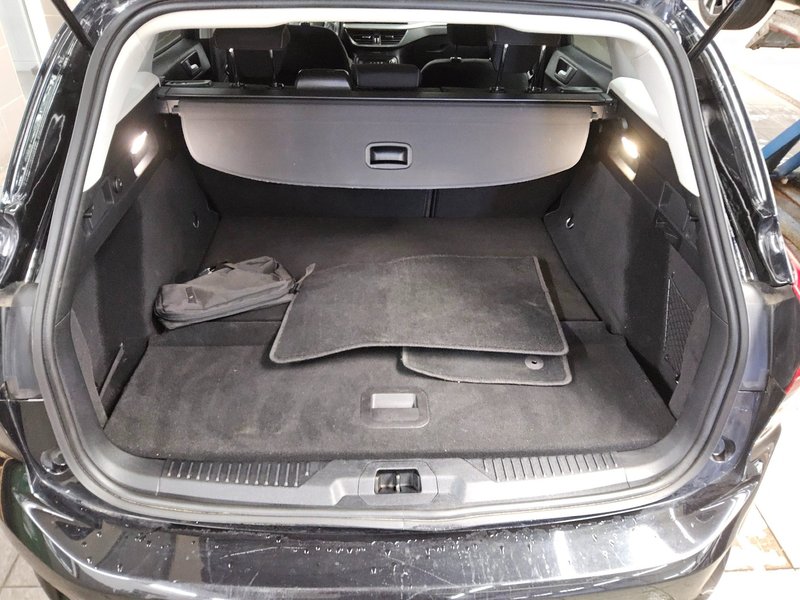 Ford Focus Turnier 1.5 EcoBlue Titanium automatik • LED • AHK — 11