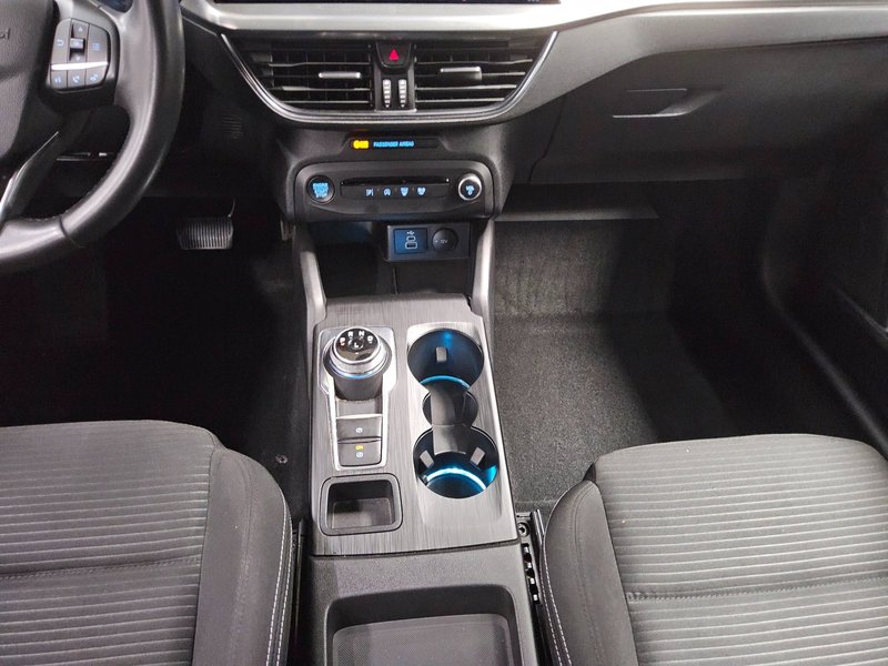 Ford Focus Turnier 1.5 EcoBlue Titanium automatik • LED • AHK — 6