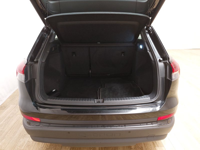 Audi Q4 e-tron • Full LED • digitalni instrumenti — 15