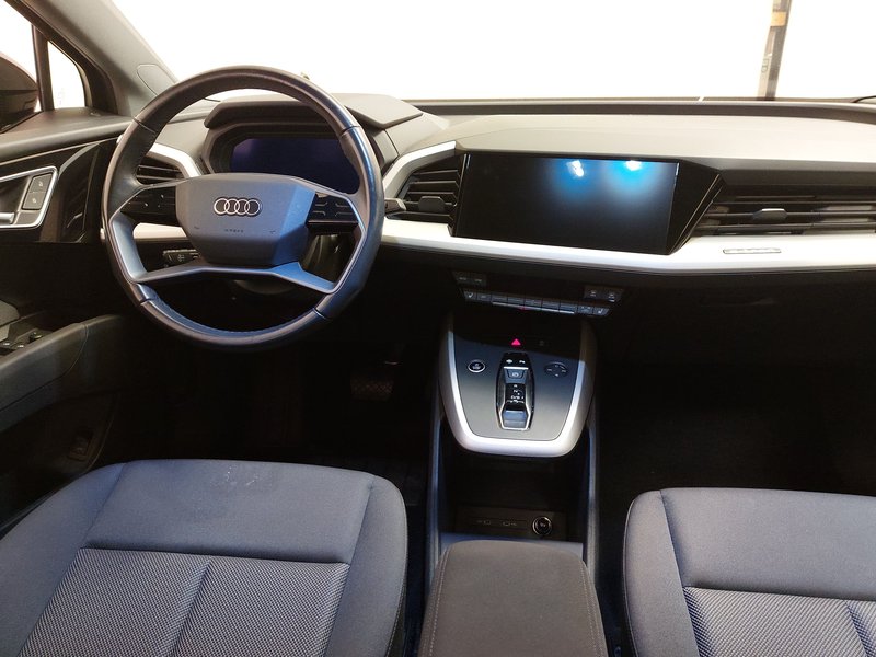 Audi Q4 e-tron • Full LED • digitalni instrumenti — 16