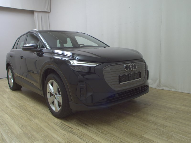 Audi Q4 e-tron • Full LED • digitalni instrumenti — 3