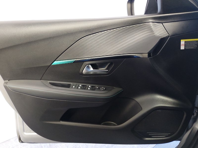 Peugeot 208 PureTech 100 Initiale • ACC • Full LED — 5