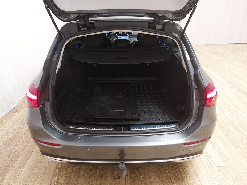 Mercedes-Benz C 220 d karavan automatik Avantgarde • AHK • ACC — 18
