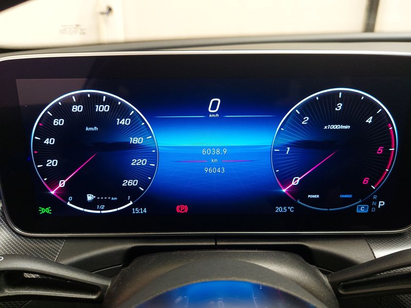 Mercedes-Benz C 220 d karavan automatik Avantgarde • AHK • ACC — 23
