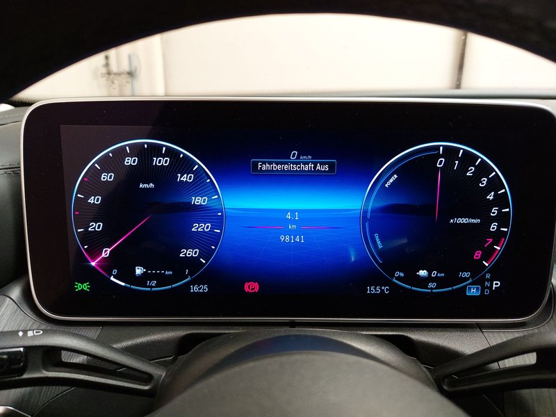 Mercedes-Benz C 300 e karavan automatik AMG Line • ACC • 360° kamera — 25