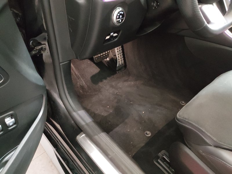 Mercedes-Benz C 300 e karavan automatik AMG Line • ACC • 360° kamera — 7