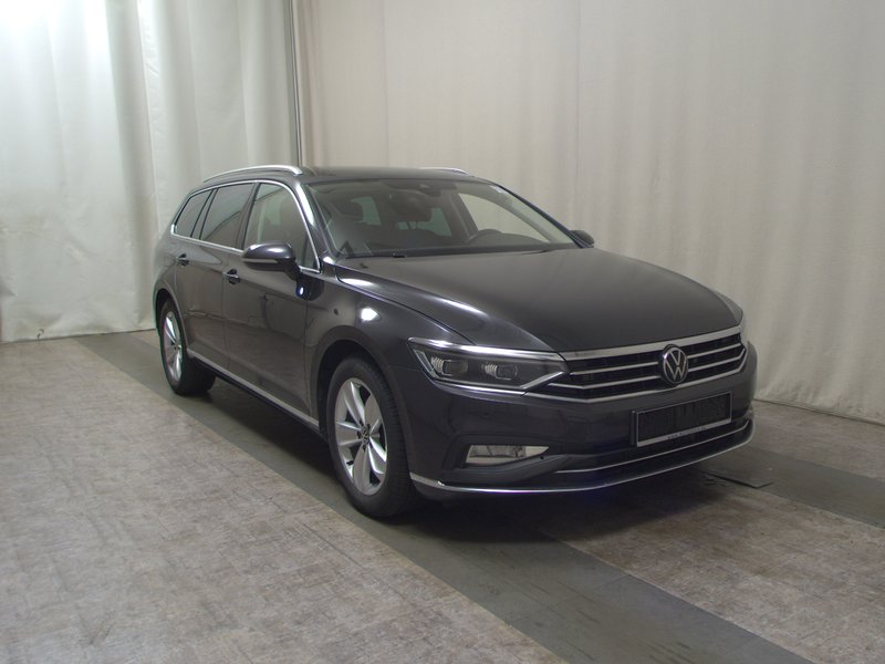 Volkswagen Passat Variant 2.0 TDI automatik Elegance • ACC • AHK — 3